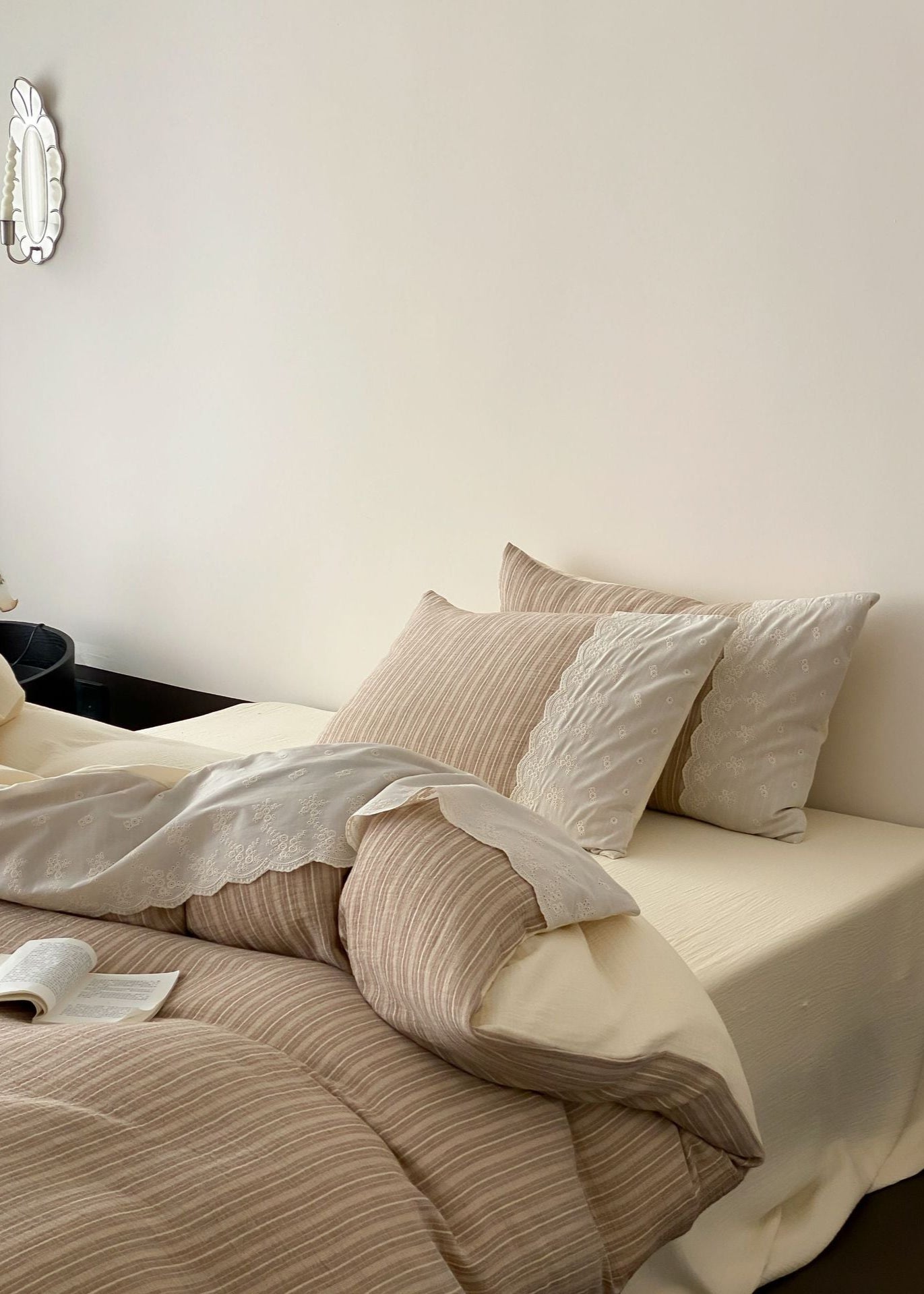 Florence Lace Double Gauze Striped Bedding Set / Brown