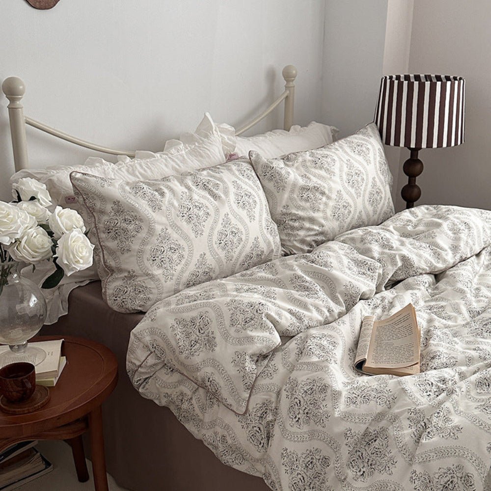 Hannah Vintage Floral Braids Cotton Bedding Set / White