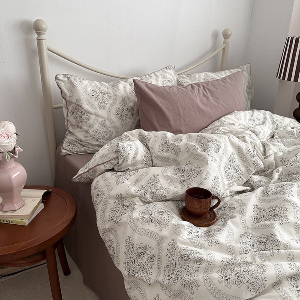 Hannah Vintage Floral Braids Cotton Bedding Set / White