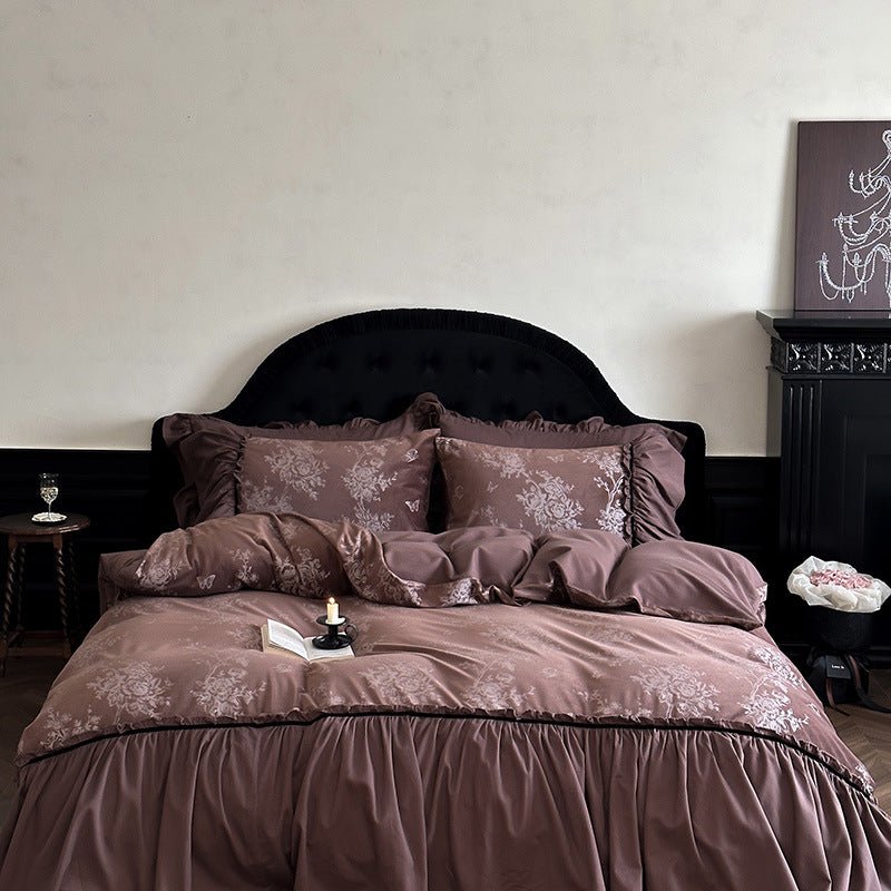 Jacquard Gilded Velvet Ruffled Bedding Set / Pink