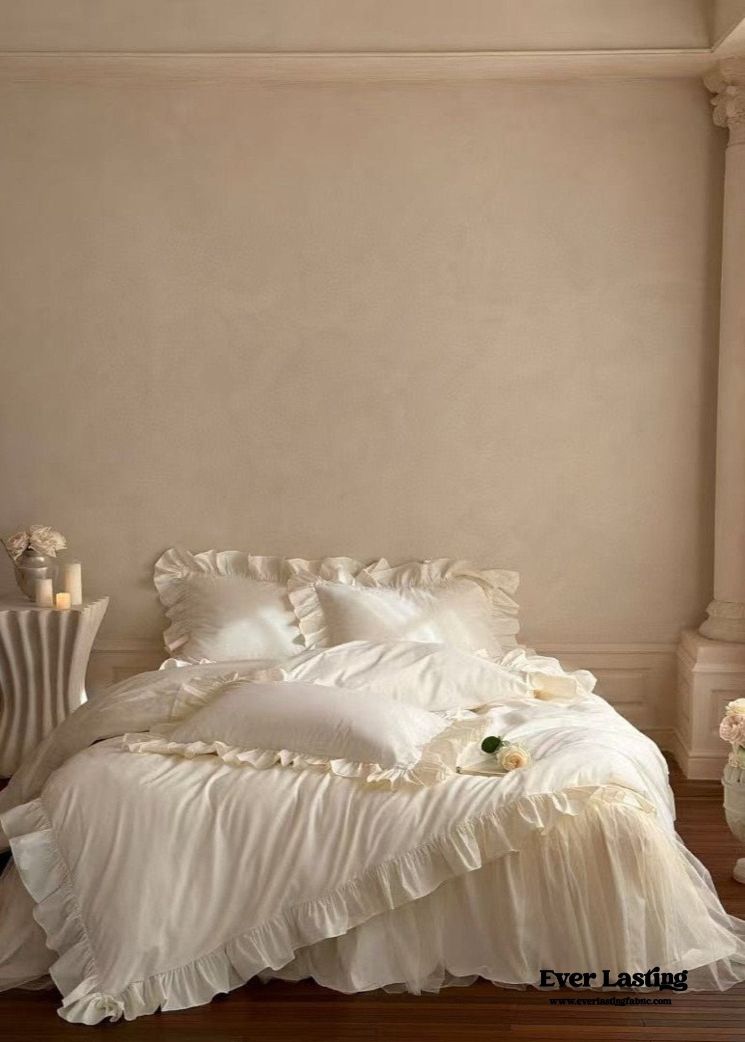Lacey Lace Ruffle Washed Cotton Bedding Set / White