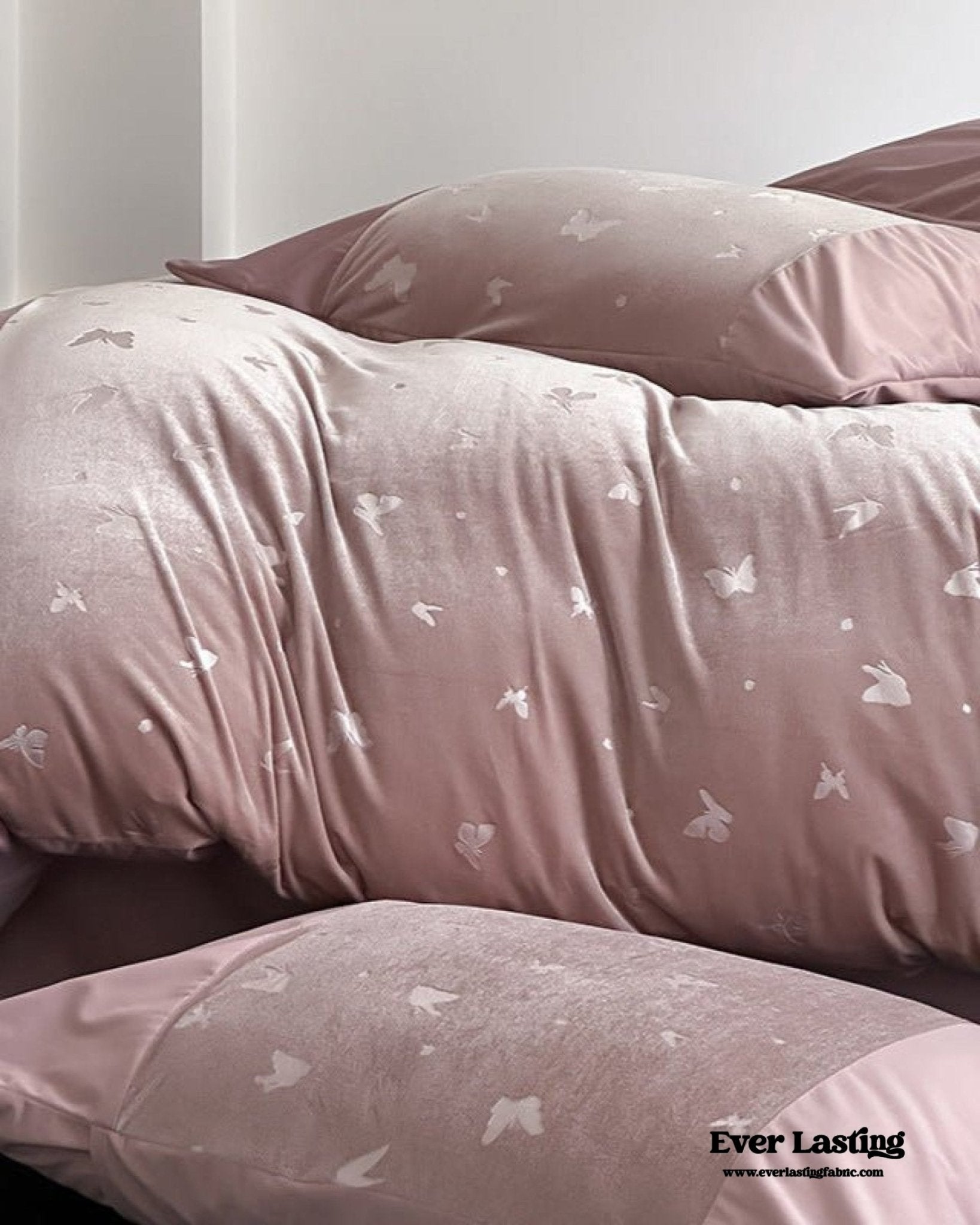 Lilou Velvet Butterfly Bedding Set / Eclipse Black
