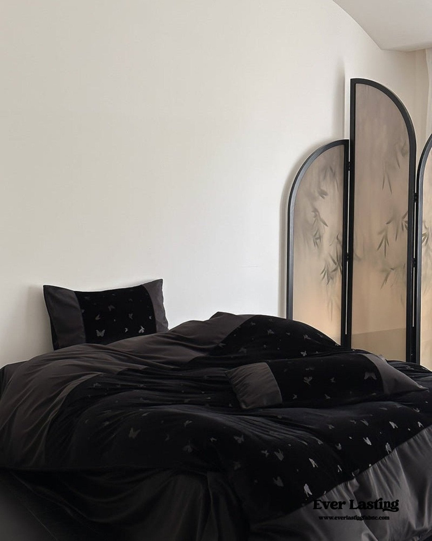 Lilou Velvet Butterfly Bedding Set / Eclipse Black