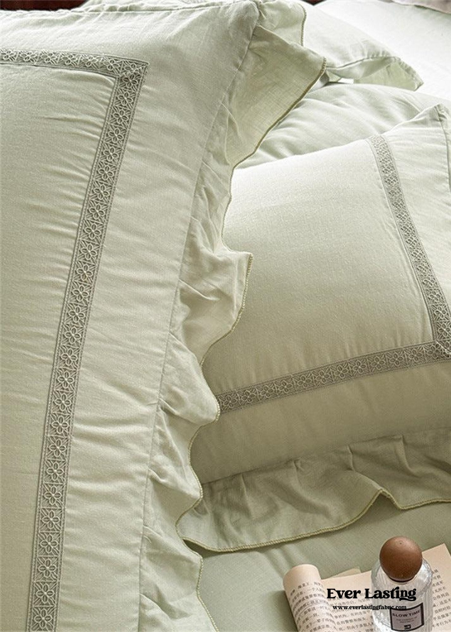 Madeleine Lace Double Gauze Ruffle Bedding Set / Green