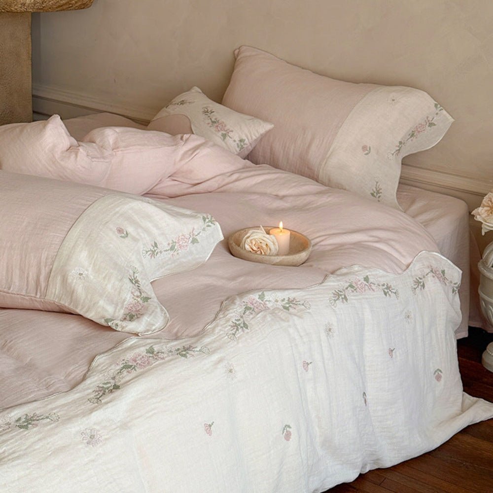 Maeve Floral Double Gauze Bedding Set / Pink