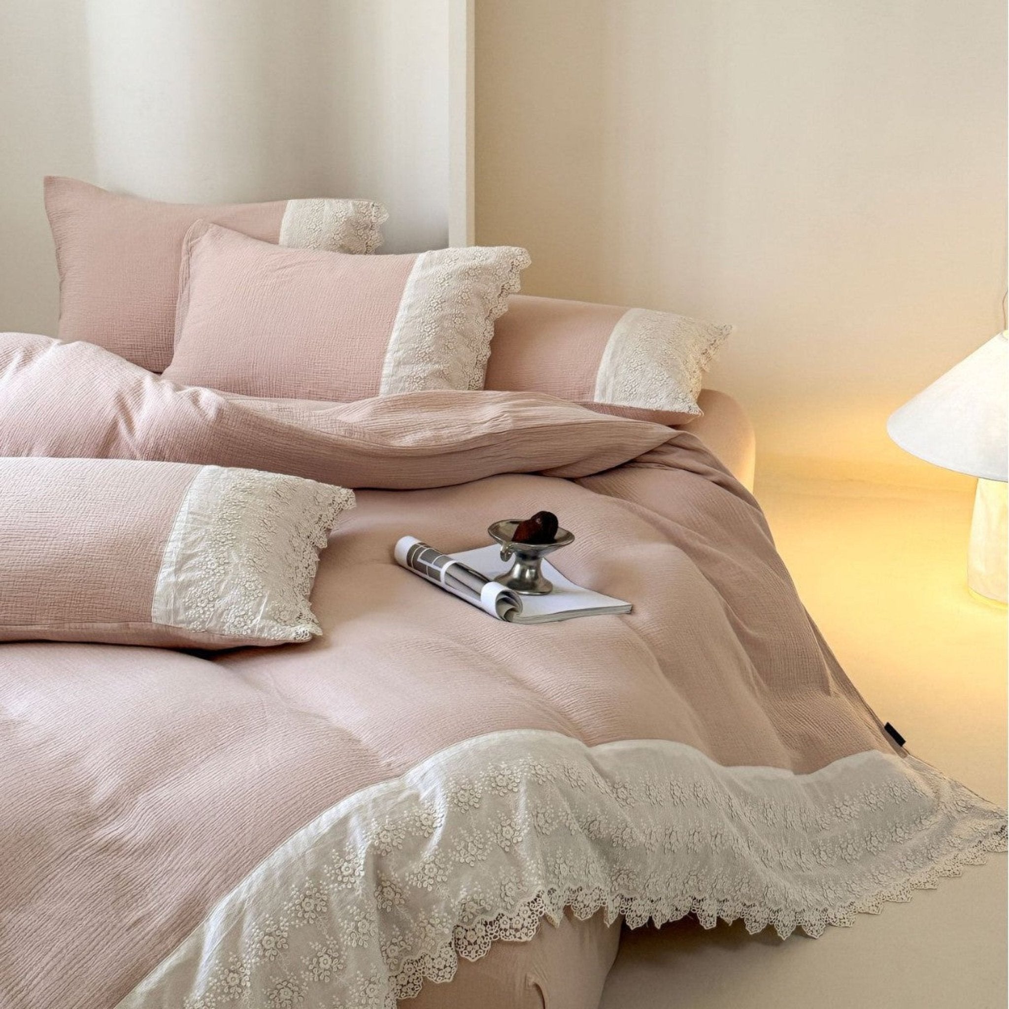Margaux Lace Double Gauze Bedding Set / Pastel Pink