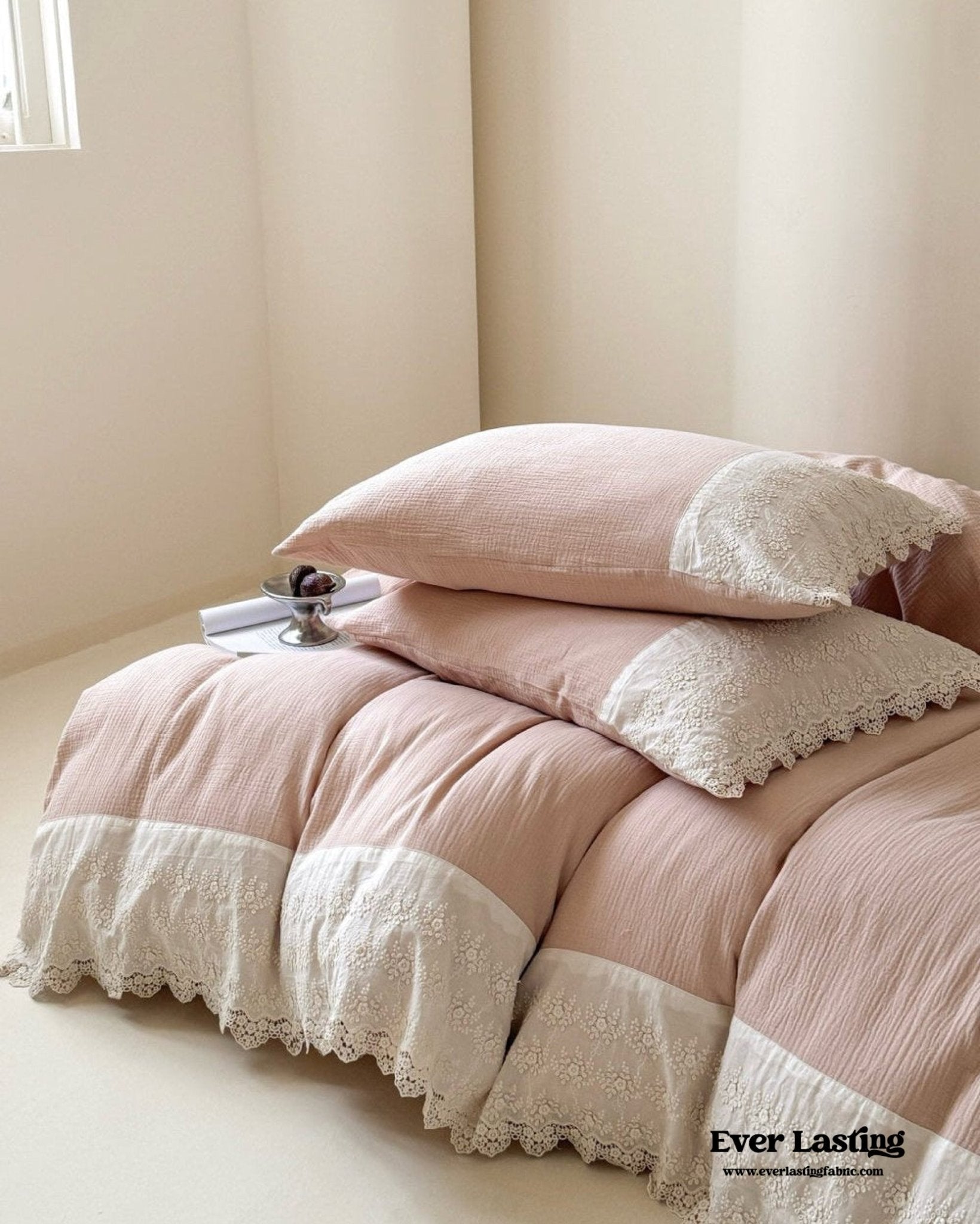 Margaux Lace Double Gauze Bedding Set / Pastel Pink