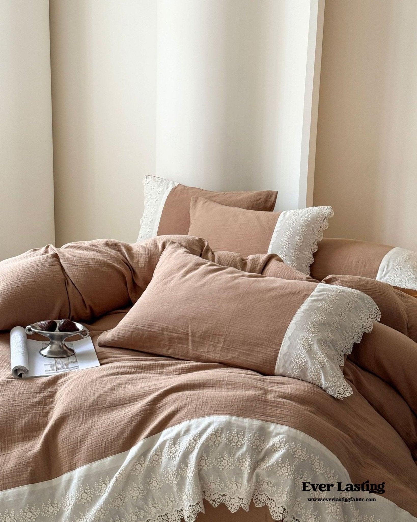 Margaux Lace Double Gauze Bedding Set / Pastel Pink