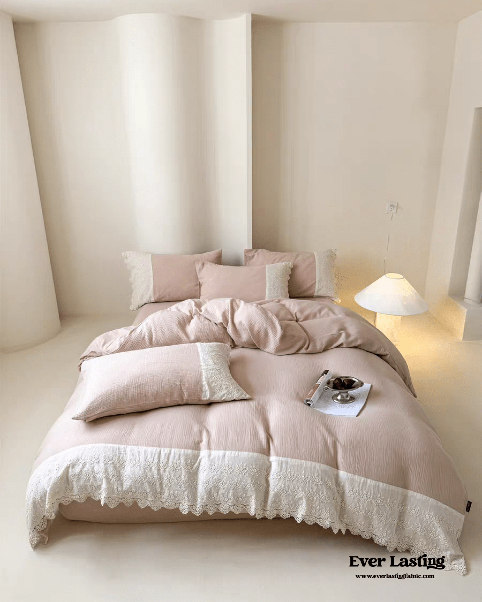 Margaux Lace Double Gauze Bedding Set / Pastel Pink