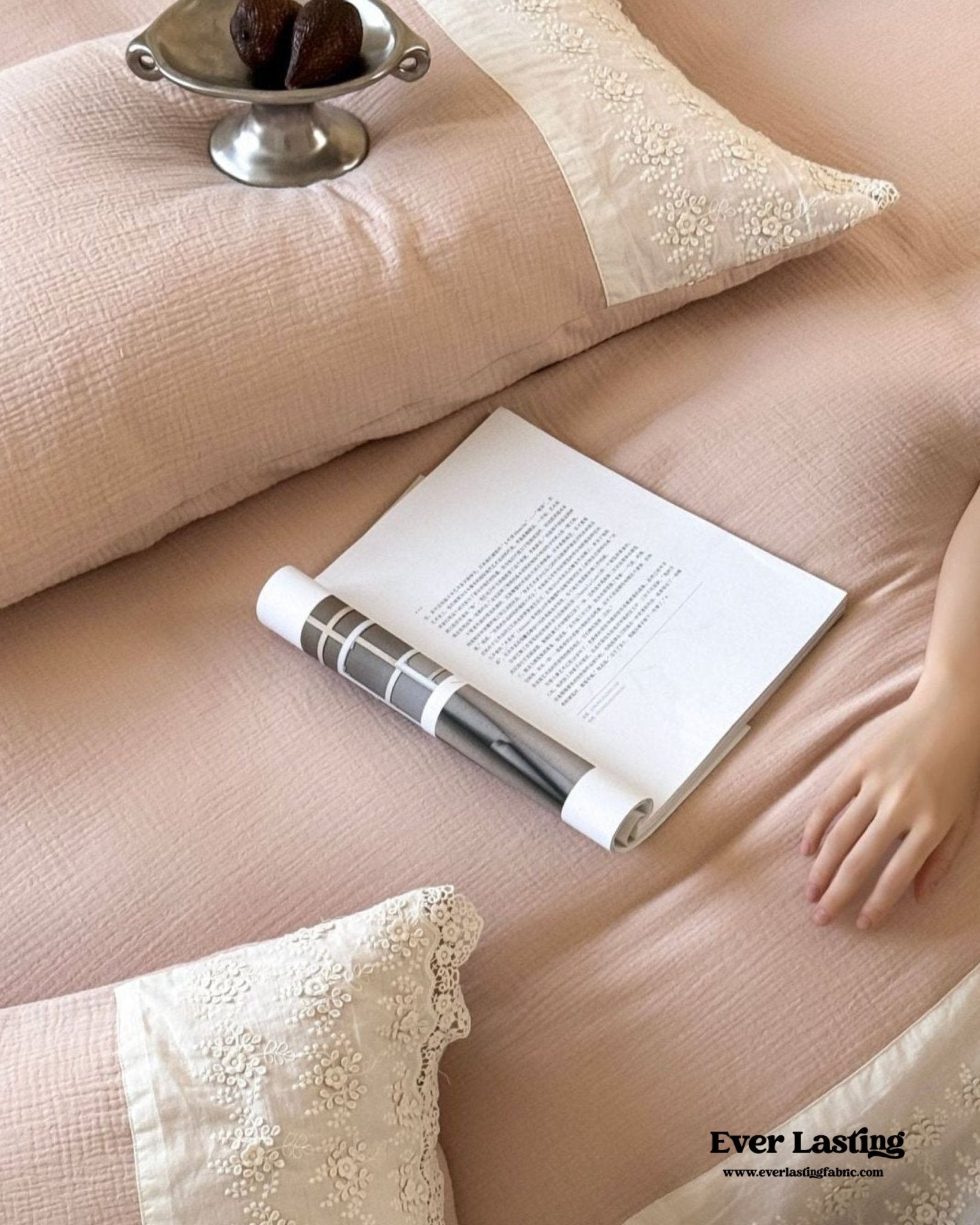 Margaux Lace Double Gauze Bedding Set / Pastel Pink