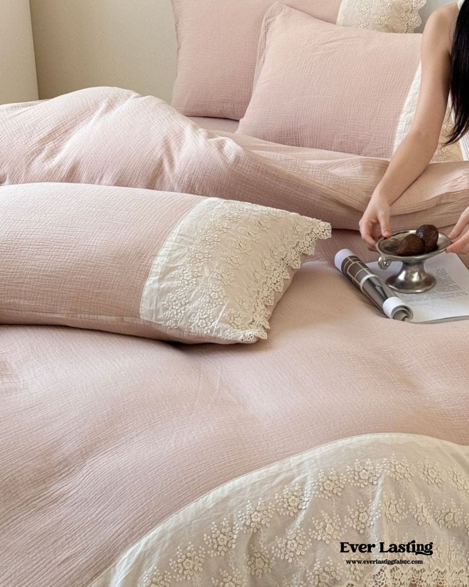 Margaux Lace Double Gauze Bedding Set / Pastel Pink