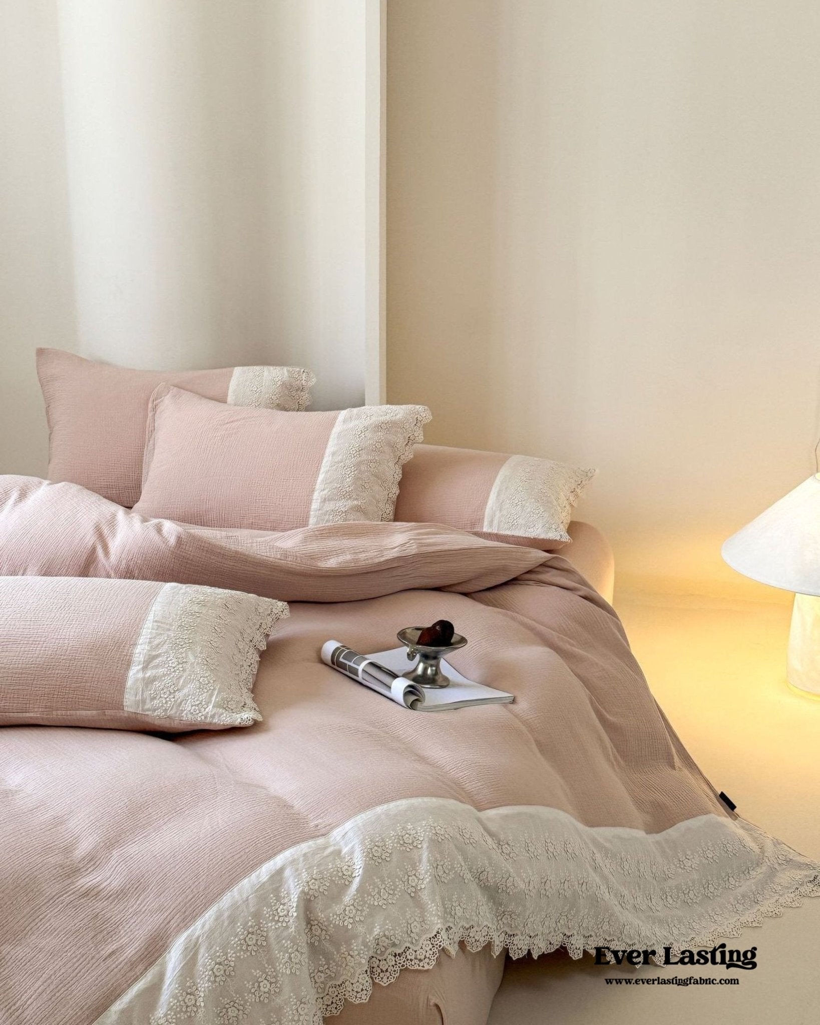 Margaux Lace Double Gauze Bedding Set / Pastel Pink