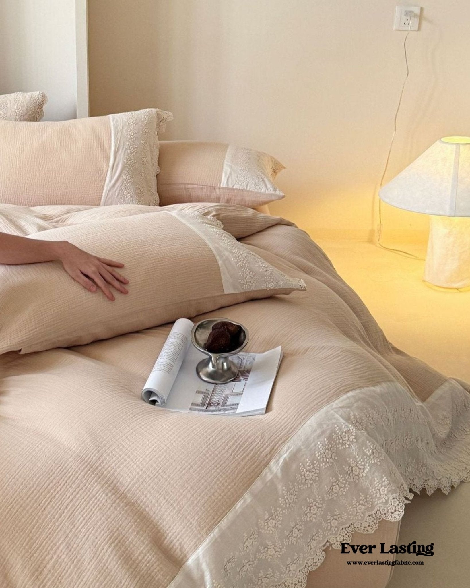 Margaux Lace Double Gauze Bedding Set / Pastel Pink