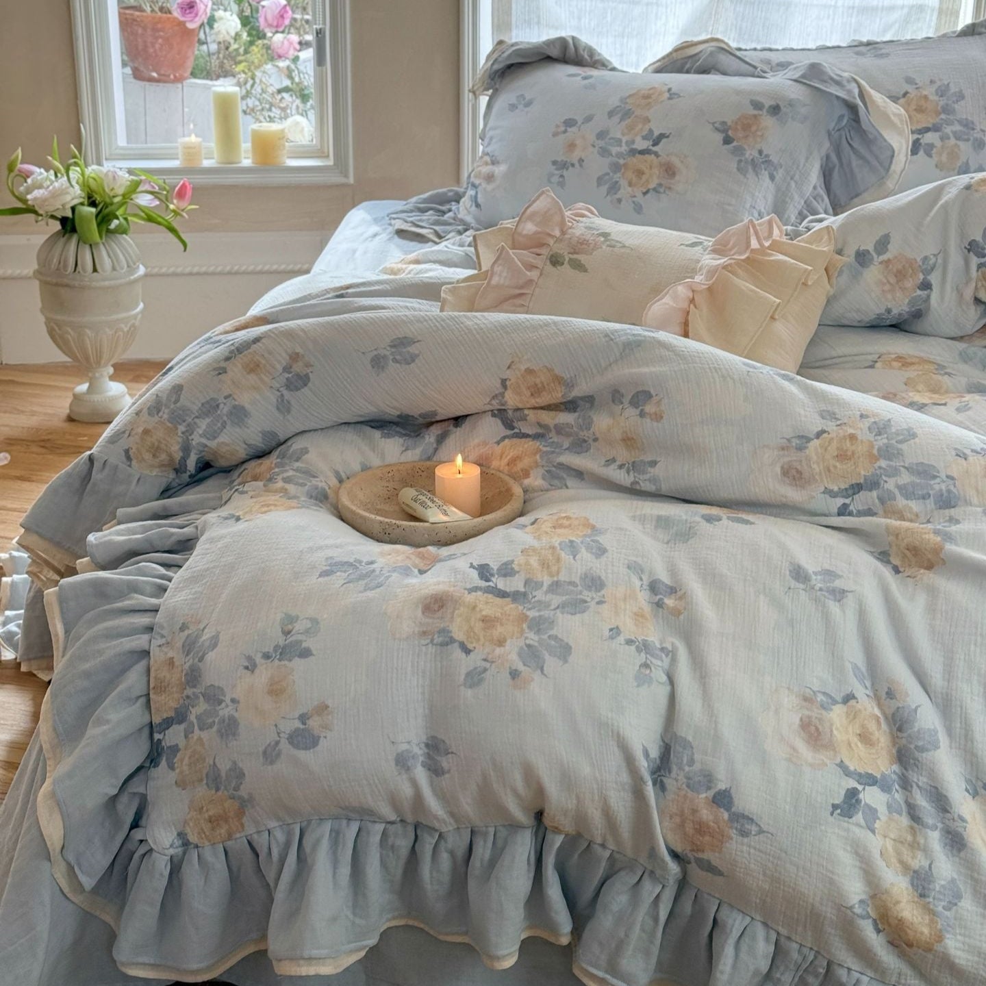 Millie Lace Ruffle Floral Bedding Set / Blue