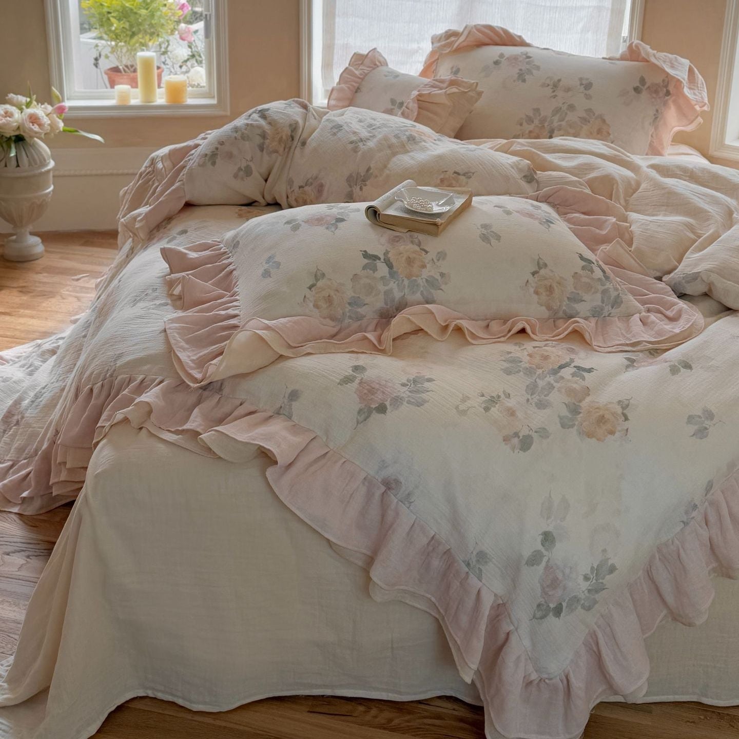 Millie Lace Ruffle Floral Bedding Set / Blue