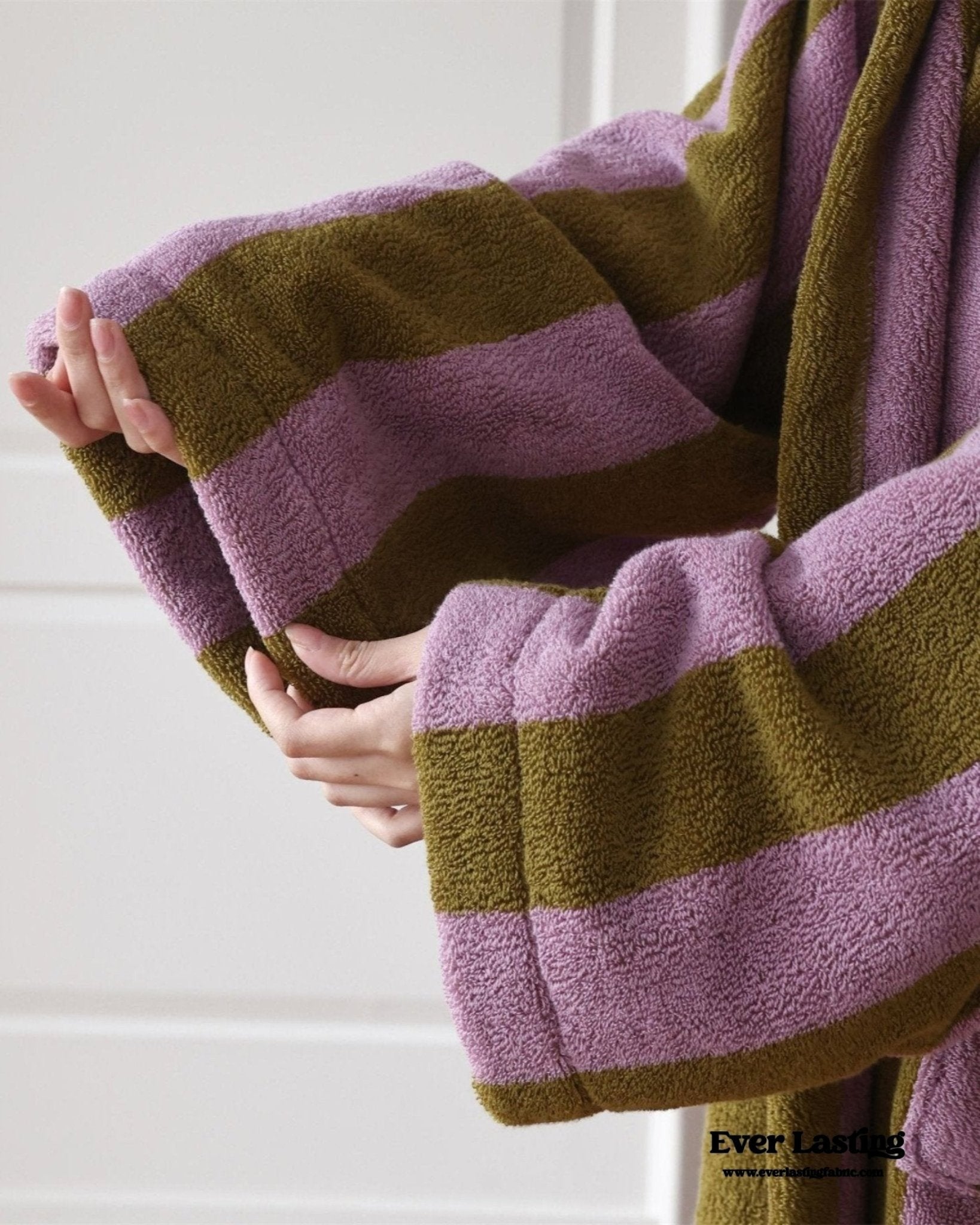 Modern Striped Cotton Bathrobe Set / Pink