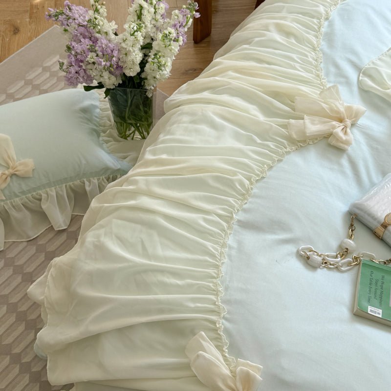 Ribbon Bow Airy Lace Bedding Set / Blue