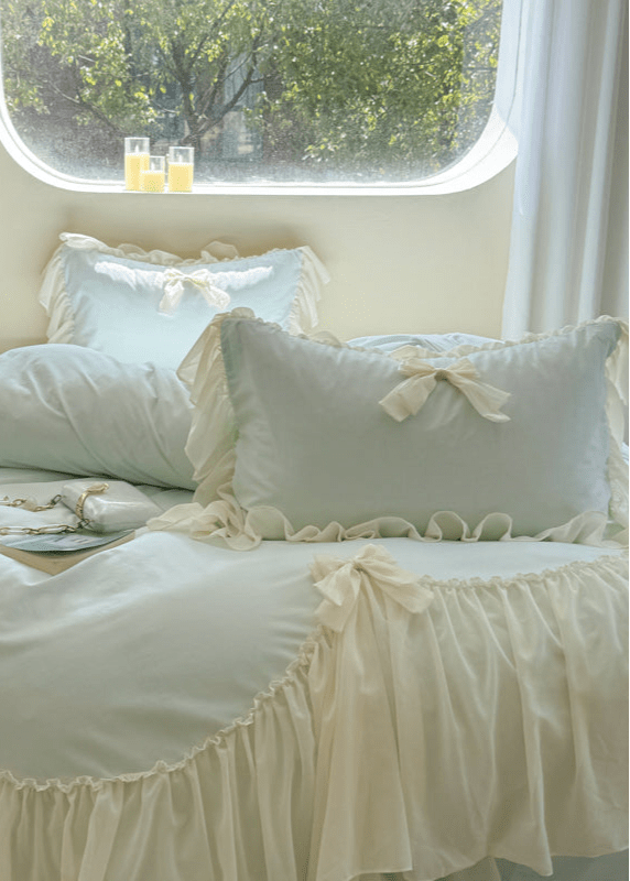 Ribbon Bow Airy Lace Bedding Set / Cream White