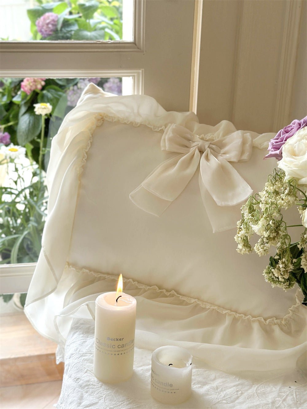 Ribbon Bow Airy Lace Bedding Set / Cream White
