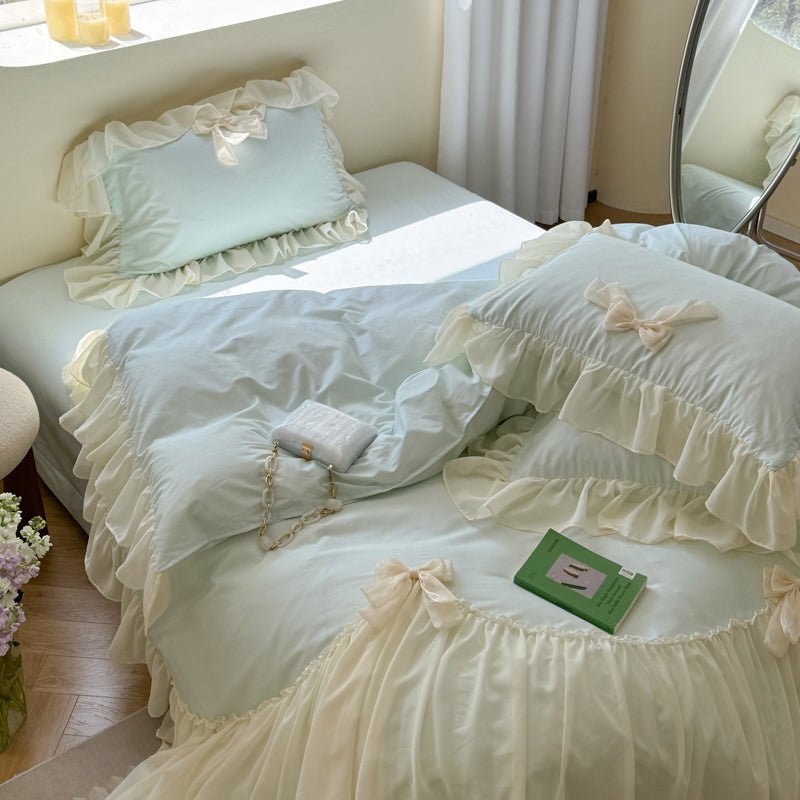 Ribbon Bow Airy Lace Bedding Set / Cream White