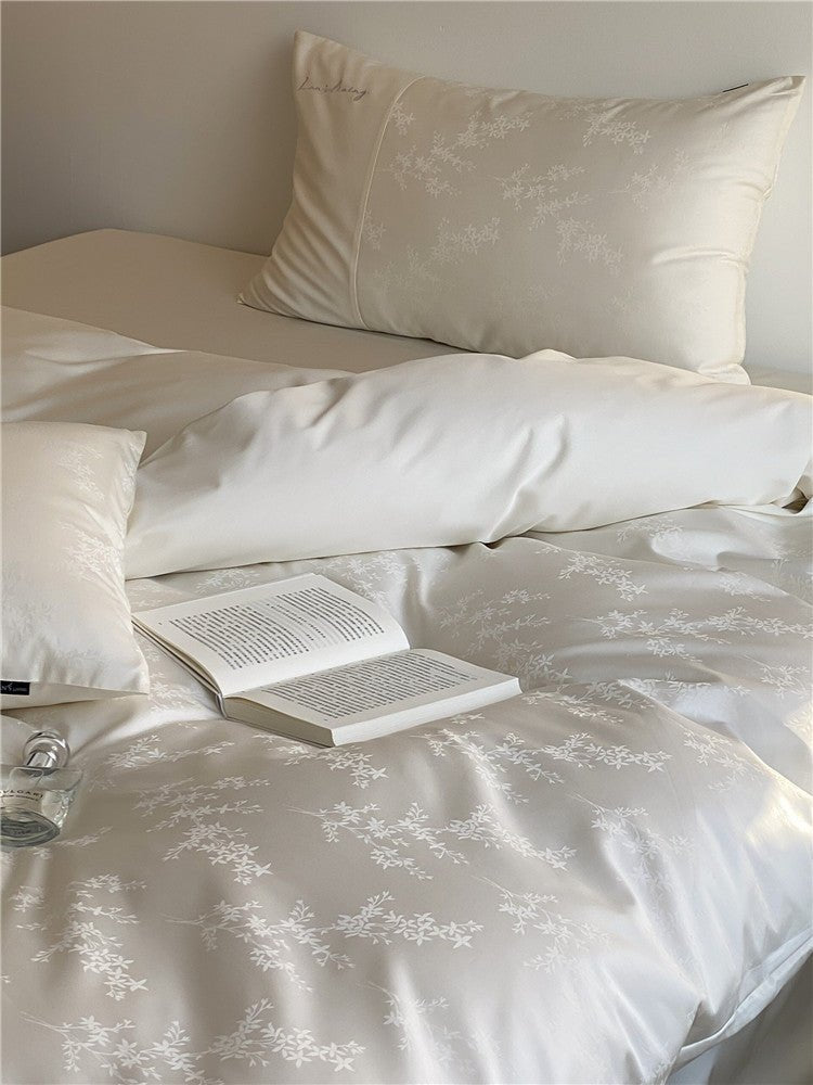 Silky Floral Bedding Set / Snow White