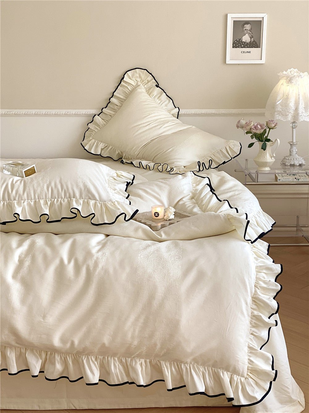 Silky Ruffle Bedding Set / Rust Pink