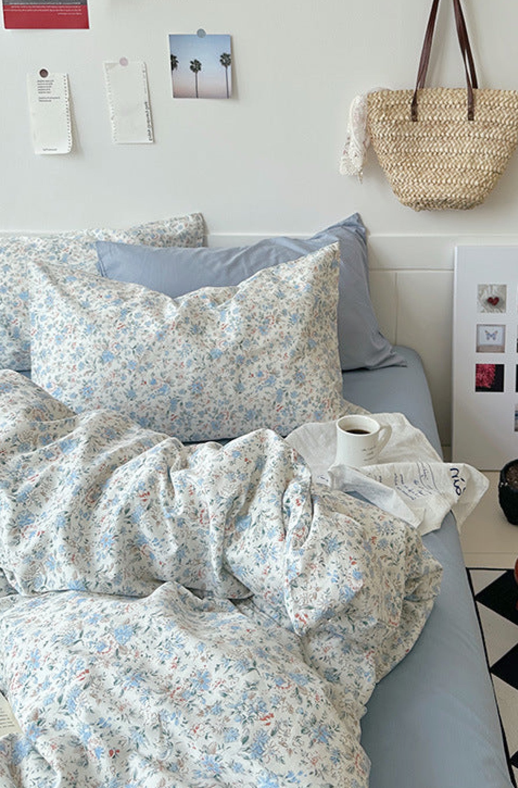 Sweet Floral Bedding Set / Cream