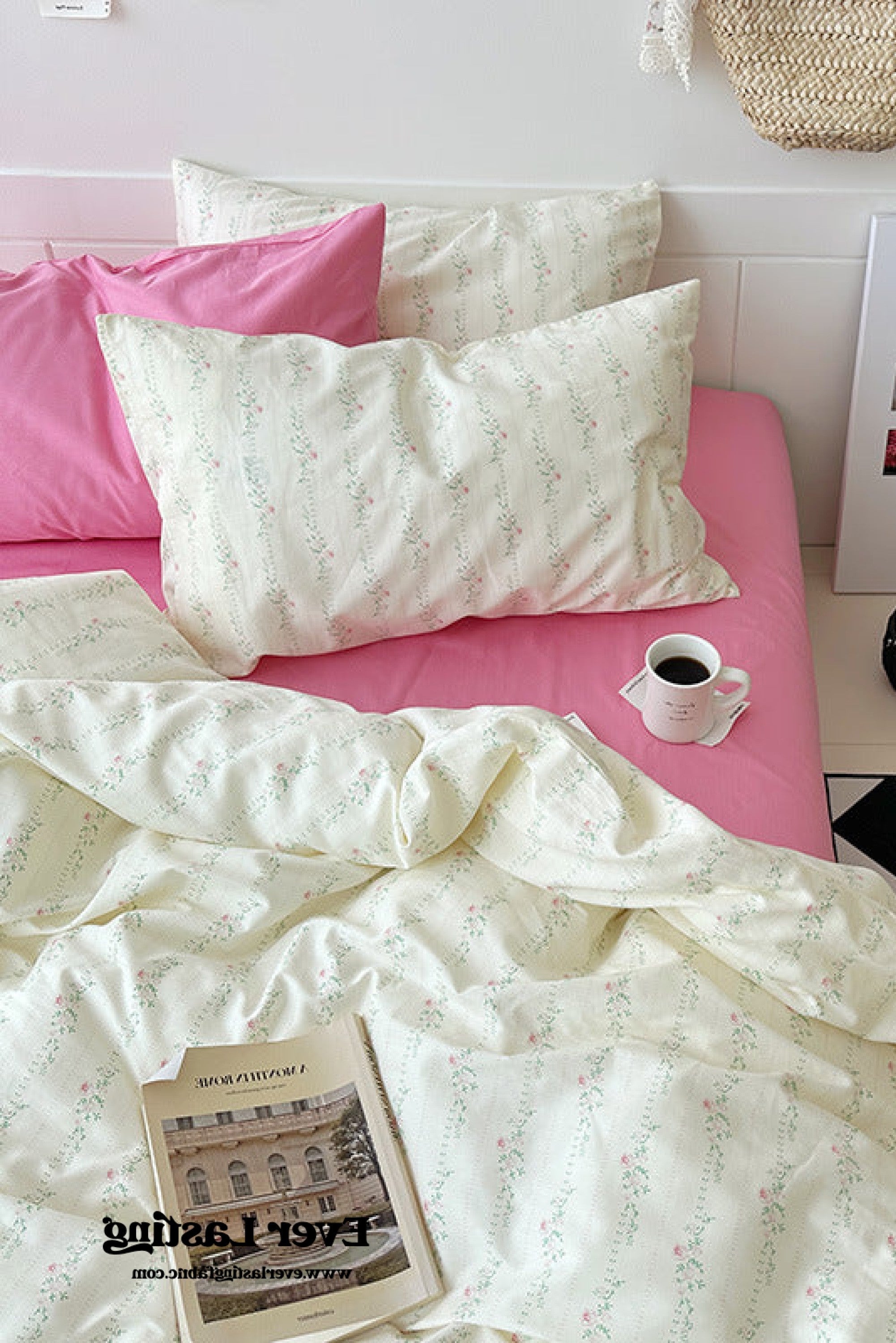 Sweet Floral Bedding Set / Cream