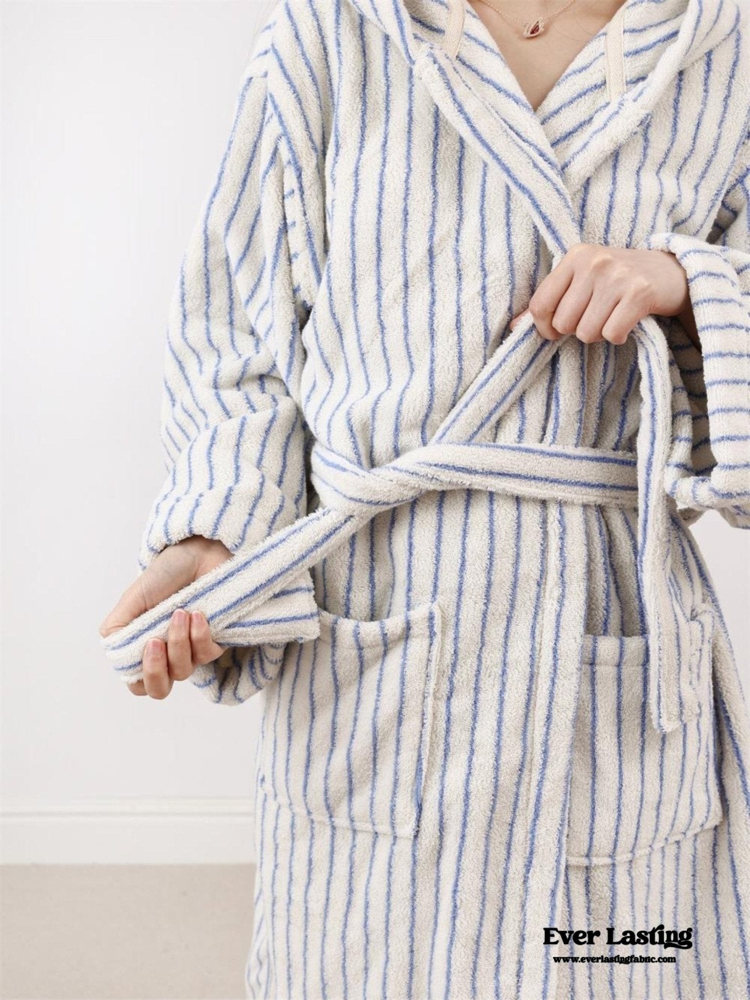 Thin Striped Towel and Bathrobe Set